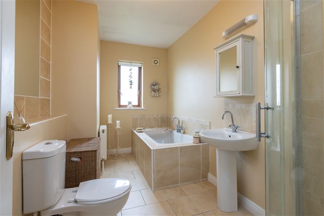 13 The Crest, Aylesbridge, Ardamine, Gorey, Co. Wexford