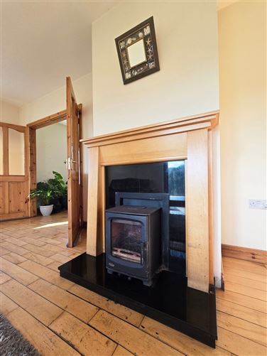 Doonagore, Doolin, Co. Clare