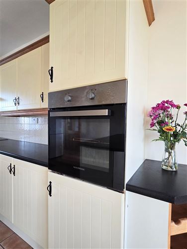 Doonagore, Doolin, Co. Clare