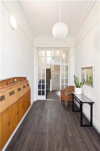 Top Floor Apartment, 1 Eaton Square, Monkstown, Co. Dublin