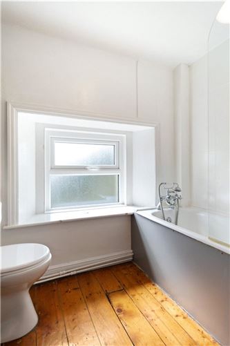 Top Floor Apartment, 1 Eaton Square, Monkstown, Co. Dublin