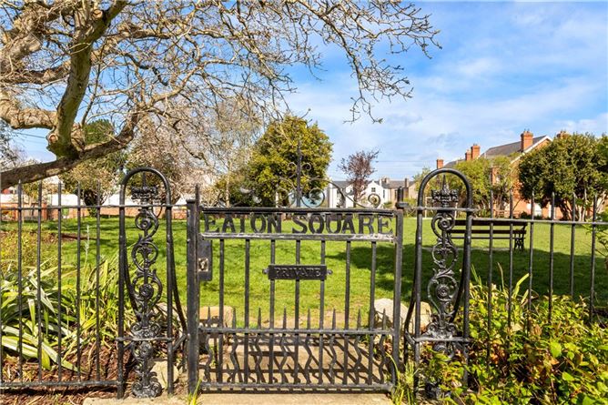 Top Floor Apartment, 1 Eaton Square, Monkstown, Co. Dublin