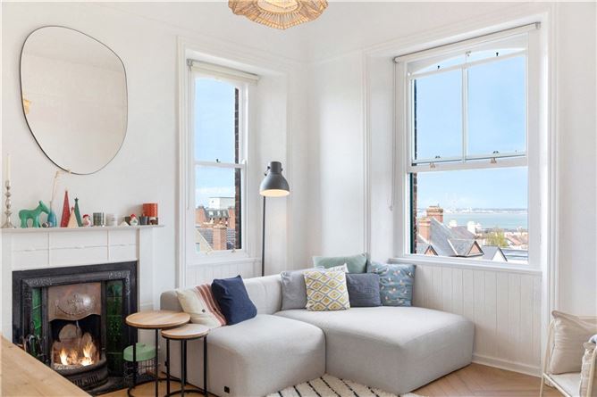 Top Floor Apartment, 1 Eaton Square, Monkstown, Co. Dublin