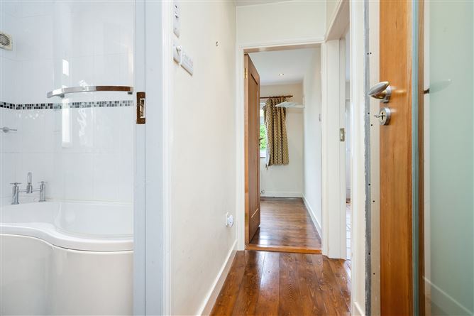 Photo 10 of 22 — 32 Forest Crescent, Swords, Co. Dublin