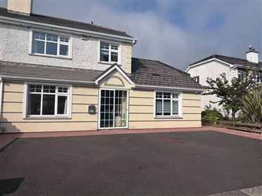 2 Woodpark Avenue, The Quay, Westport, Co. Mayo