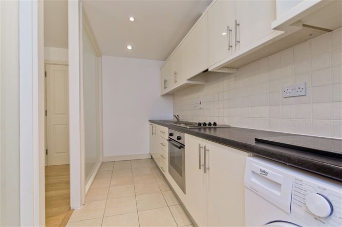 35 Hyde Square, South Circular Road, Dublin 8