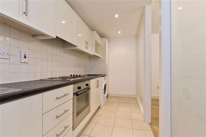 35 Hyde Square, South Circular Road, Dublin 8