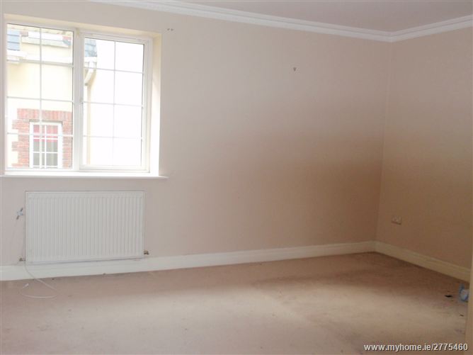 17 The Slade, Tassagard Green, Saggart,   Dublin County