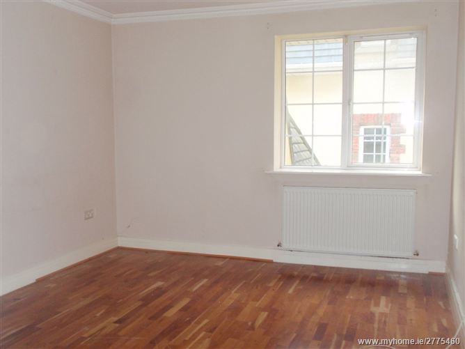 17 The Slade, Tassagard Green, Saggart,   Dublin County