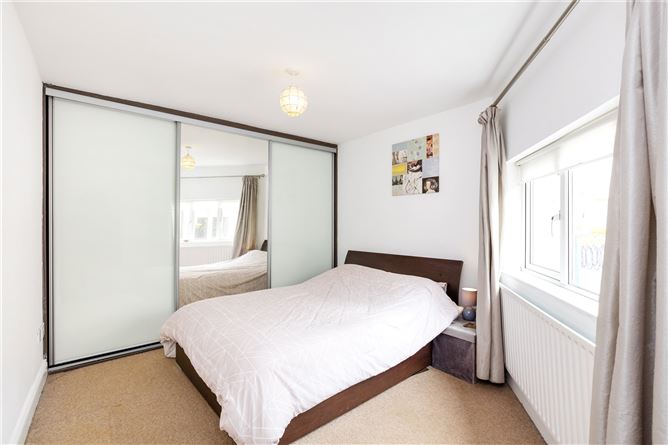 10 Connaught Parade, Phibsboro, Dublin 7