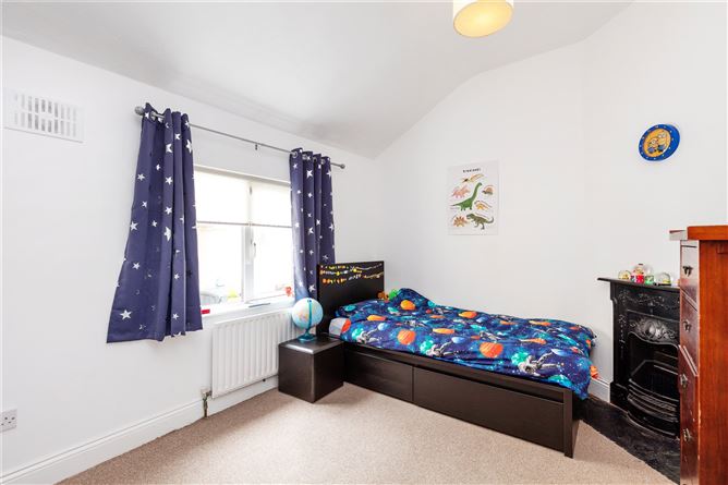 10 Connaught Parade, Phibsboro, Dublin 7