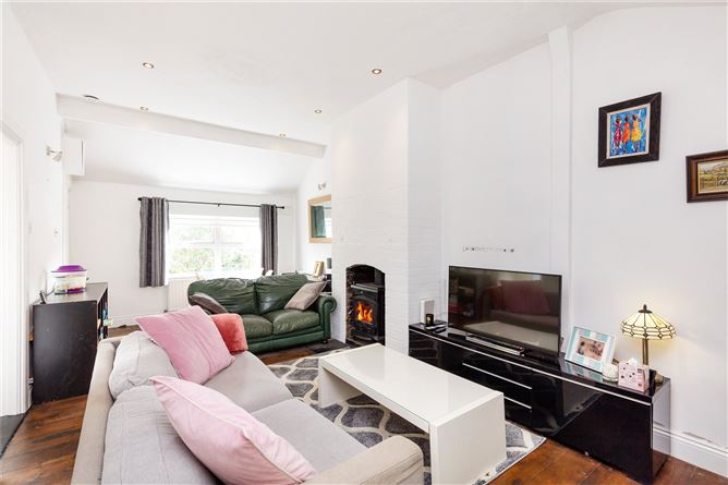 10 Connaught Parade, Phibsboro, Dublin 7