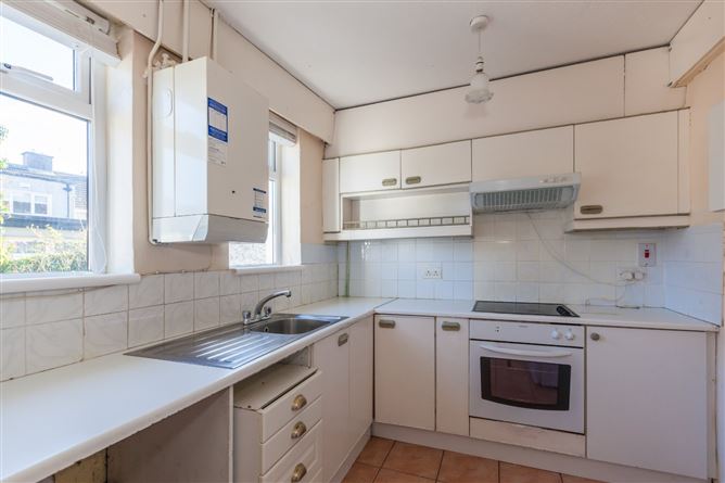 48 Edenmore Grove, Edenmore, Dublin 5