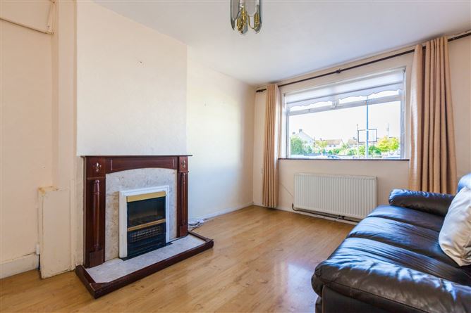 48 Edenmore Grove, Edenmore, Dublin 5