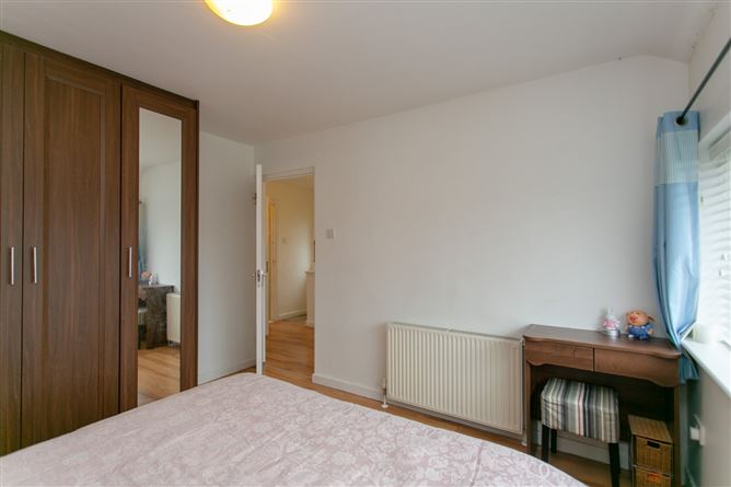 49 St Laurences Park, Stillorgan, Co. Dublin
