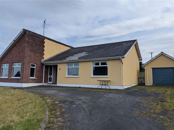 Main image for 22 Derrylavin Heights, Nenagh, Tipperary