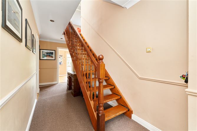 33 Ashleigh Lawn, Malahide, County Dublin