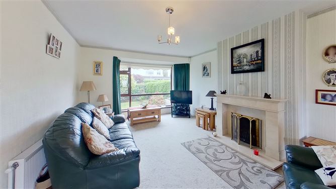 19 Vale View Lawn, Cabinteely, Dublin 18
