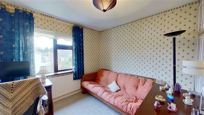 19 Vale View Lawn, Cabinteely, Dublin 18