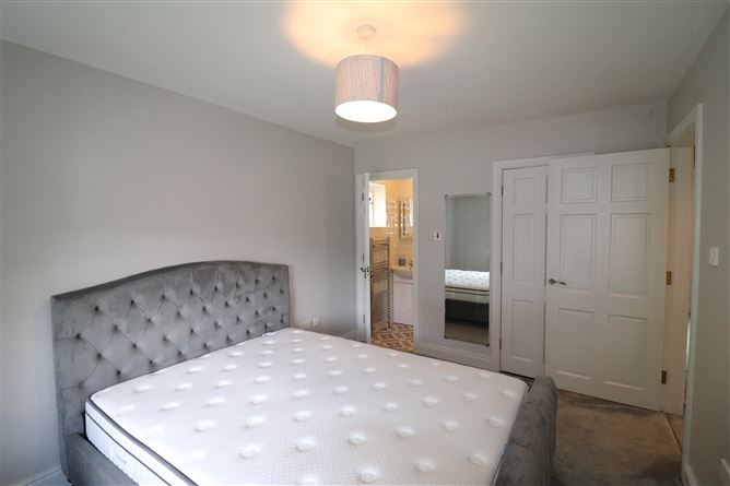 3 The Rise, Ballina, Tipperary