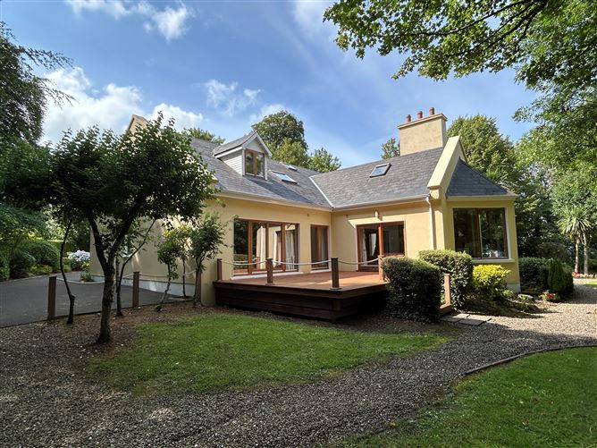 https://photos-a.propertyimages.ie/media/0/6/4/4941460/75e5abff-6501-4b59-8fcd-e3c1d1509f9a_l.jpg
