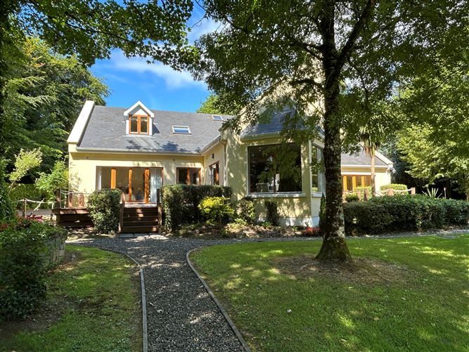 https://photos-a.propertyimages.ie/media/0/6/4/4941460/75e5abff-6501-4b59-8fcd-e3c1d1509f9a_l.jpg