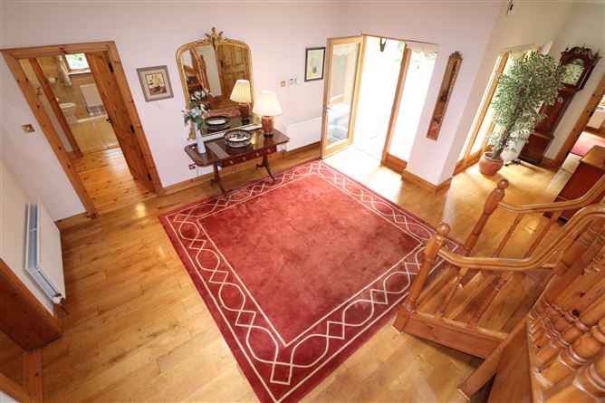https://photos-a.propertyimages.ie/media/0/6/4/4941460/75e5abff-6501-4b59-8fcd-e3c1d1509f9a_l.jpg
