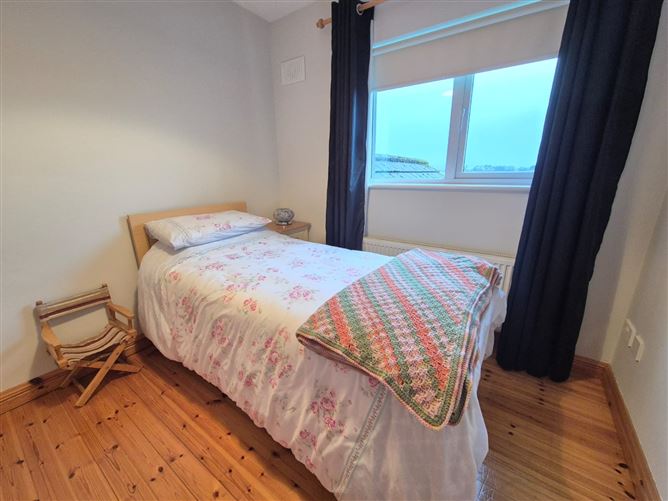 24 Meadow Avenue, Tuam, Co. Galway