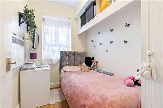 3 Phoenix View, James' Street, Dublin 8