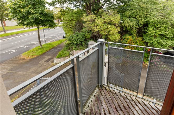 8 Glenavon Court, Glasnevin, Dublin 9