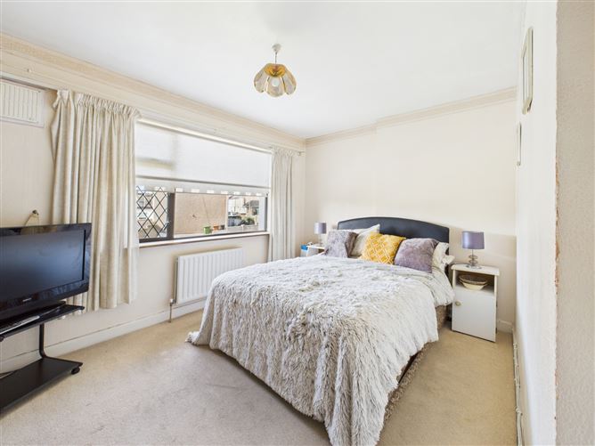 50 Rice Park, Waterford