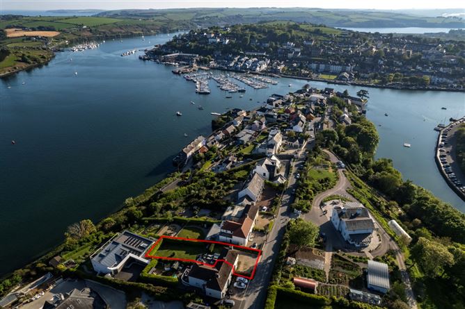 3 Father McSweeney Terrace, Ardbrack, Kinsale, Cork