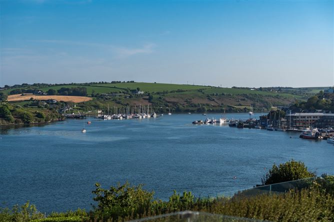 3 Father McSweeney Terrace, Ardbrack, Kinsale, Cork