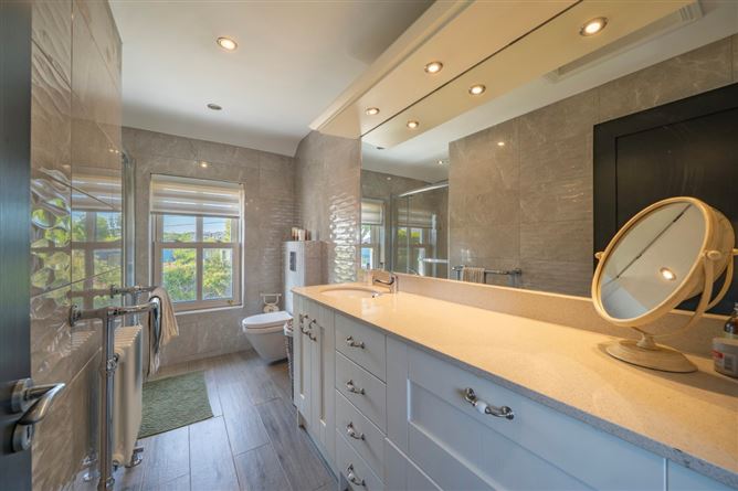 3 Father McSweeney Terrace, Ardbrack, Kinsale, Cork