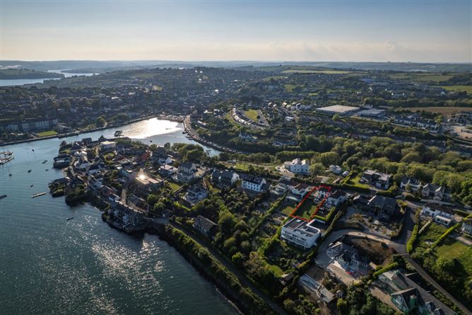 3 Father McSweeney Terrace, Ardbrack, Kinsale, Cork