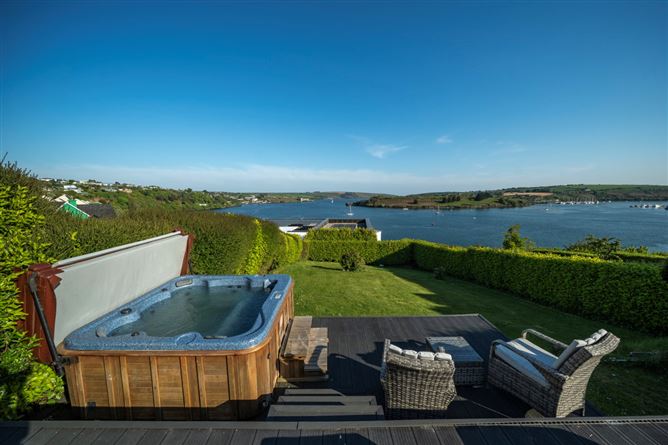 3 Father McSweeney Terrace, Ardbrack, Kinsale, Cork