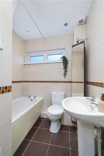 69 James Connolly Park, Clondalkin, Dublin 22