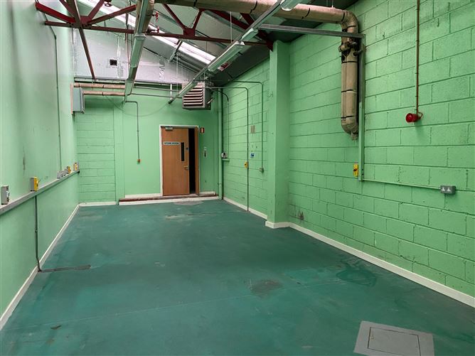 Thomas Court 26 Hanbury Lane, Dublin