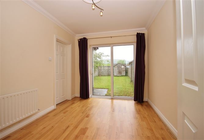 27 Ellensborough Grange, Tallaght, Dublin 24