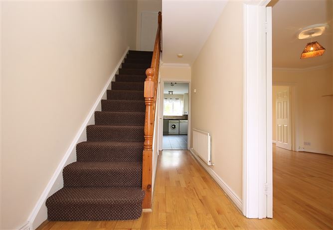 27 Ellensborough Grange, Tallaght, Dublin 24