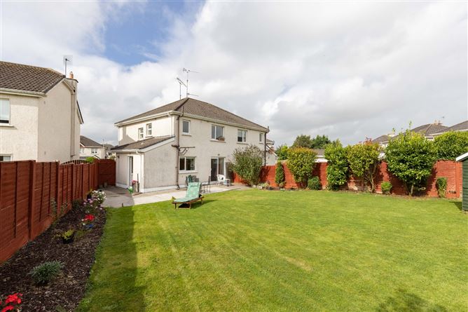 12 Elm Grove, Johnstown Wood, Navan, Co. Meath