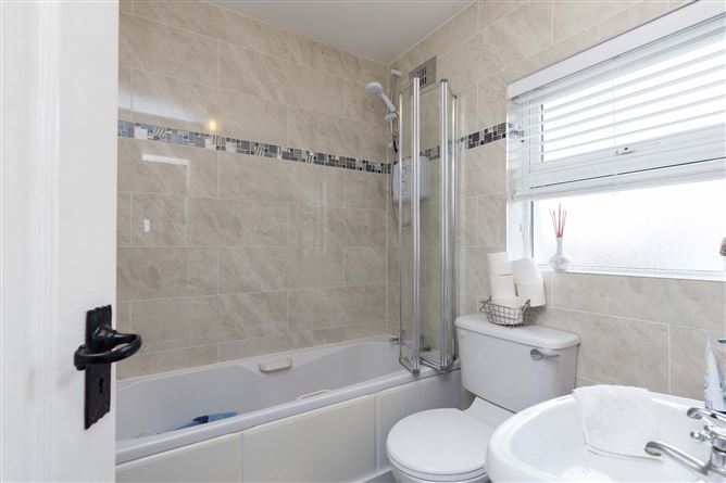 12 Elm Grove, Johnstown Wood, Navan, Co. Meath
