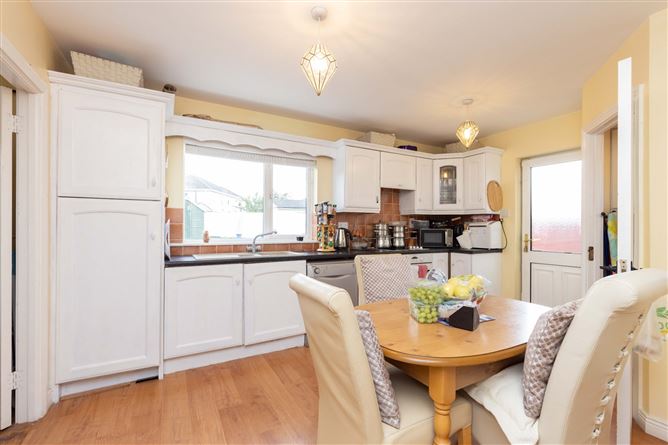 12 Elm Grove, Johnstown Wood, Navan, Co. Meath
