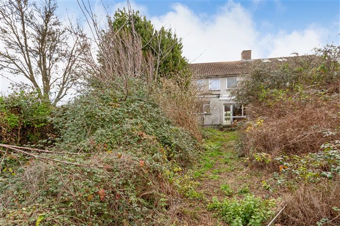 210 Barton Road East, Dundrum, Dublin 14