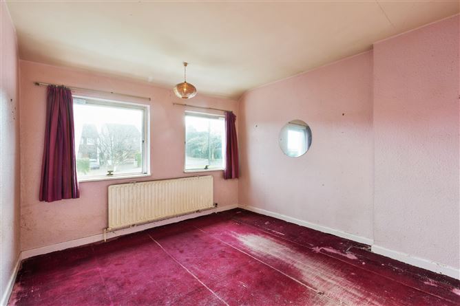 210 Barton Road East, Dundrum, Dublin 14
