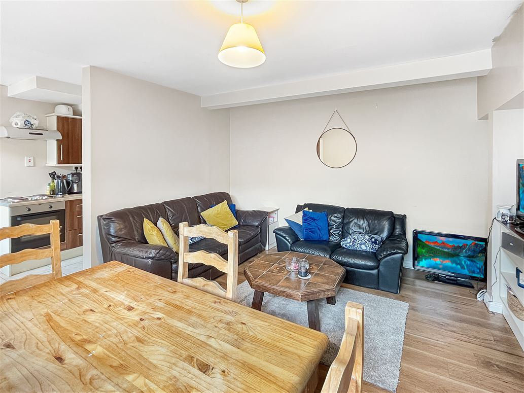 3 Whitestrand Road, Galway 3 Whitestrand Road, Galway