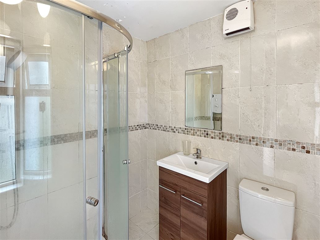 3 Whitestrand Road, Galway 3 Whitestrand Road, Galway