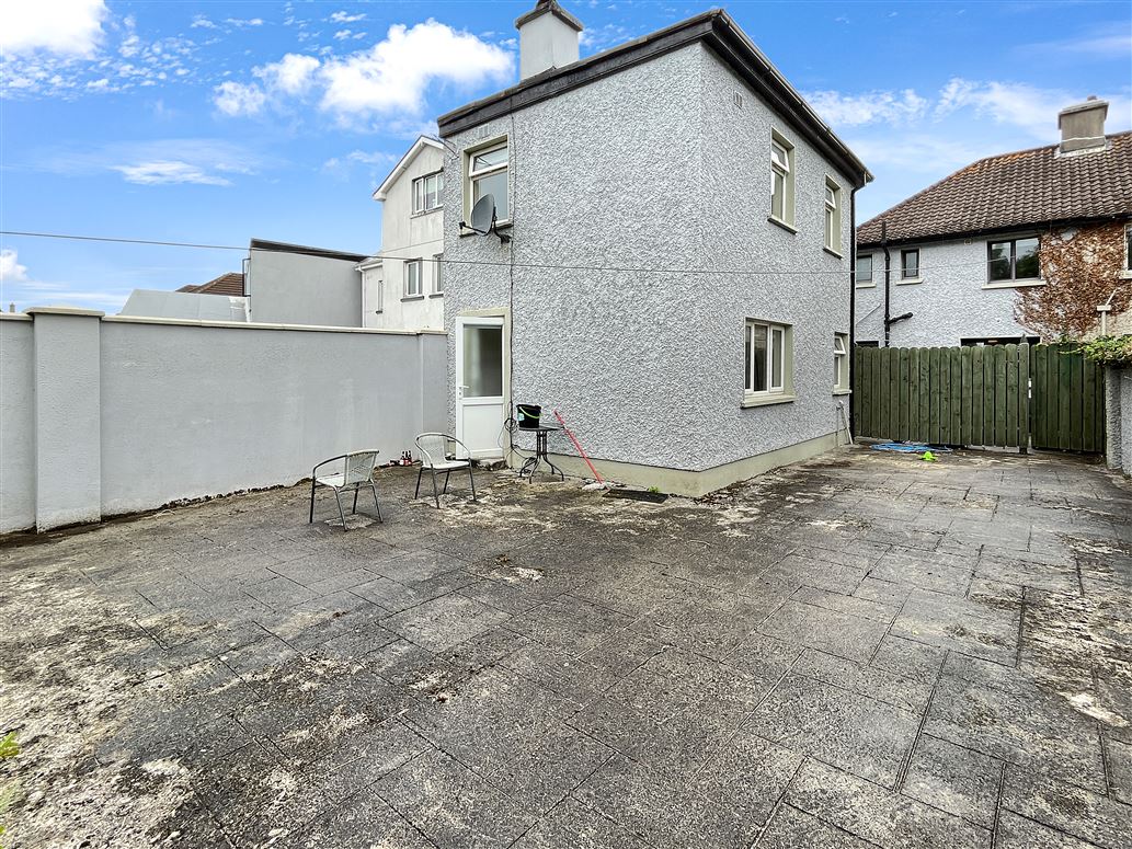 3 Whitestrand Road, Galway 3 Whitestrand Road, Galway