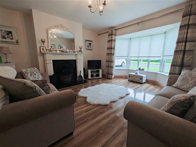 70 Oakhill, Youghal, Cork