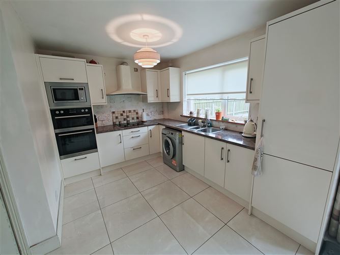 70 Oakhill, Youghal, Cork